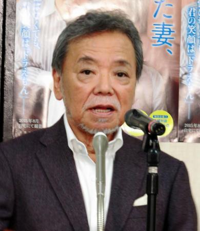 妻・大山のぶ代の認知症介護についての著書を出版した砂川啓介＝東京・新宿