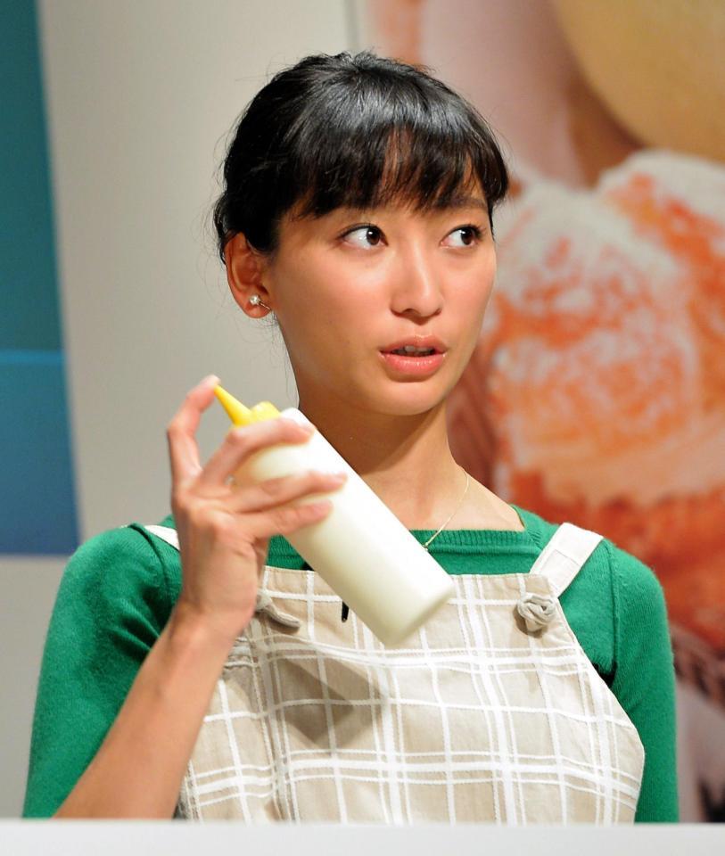 大豆料理のイベントに登場した杏＝東京・品川（撮影・佐々木彰尚）