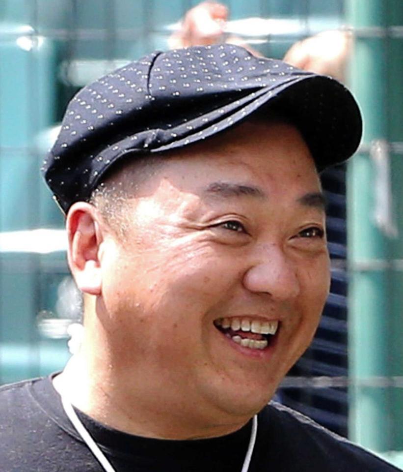 ライブを開催することが決まった山本圭壱