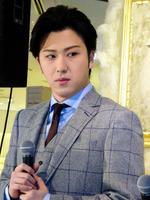 「キャンペーン・フォー・ウール　ウール・ウィークアンバサダー」に就任した尾上松也＝東京・伊勢丹新宿店