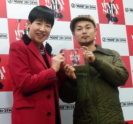 自身初となるファンとの２ショット撮影会を行った和田アキ子＝東京スカイツリータウン