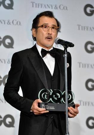 ＧＱメンオブザイヤー２０１５を受賞した吉田鋼太郎＝東京アメリカンクラブ（撮影・田村亮介）