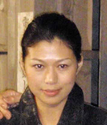 結婚し１児の母となっていた中鉢明子