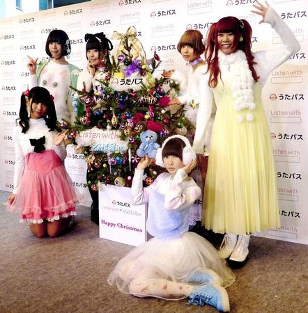 　イベントに出席したでんぱ組．ｉｎｃの（左から）古川未鈴、夢眠ねむ、相沢梨紗、藤咲彩音、最上もが、成瀬瑛美＝東京・渋谷