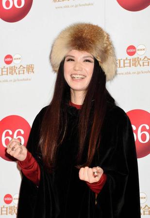 紅白リハに登場したＳｕｐｅｒｆｌｙ＝東京・ＮＨＫホール（撮影・佐々木彰尚）