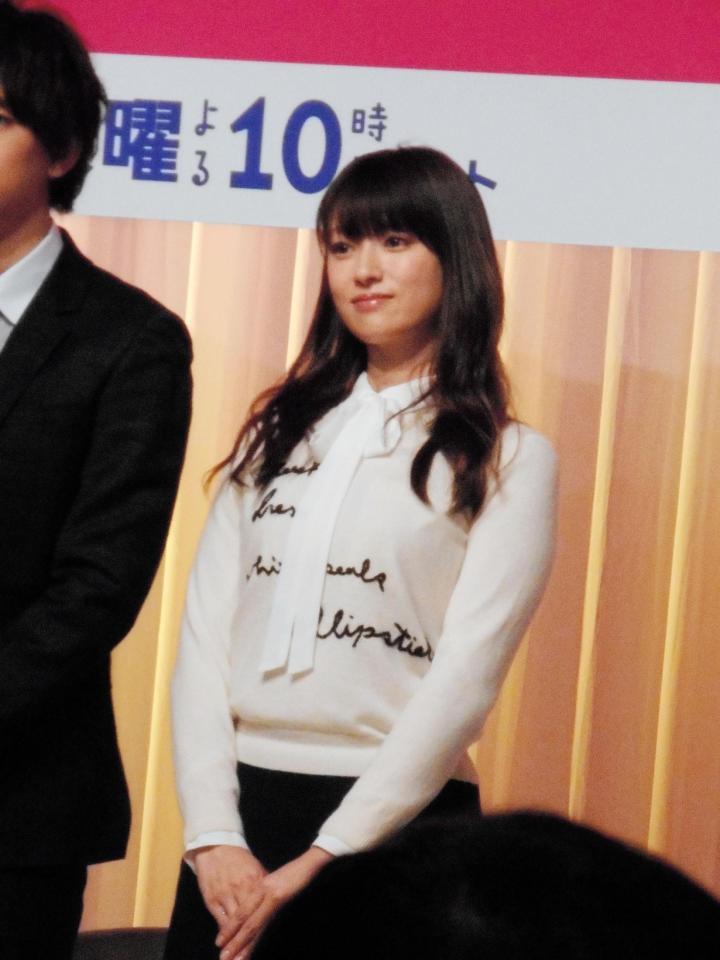 ドラマ「ダメな私に恋してください」の制作発表会見を行った深田恭子＝東京メディアシティ