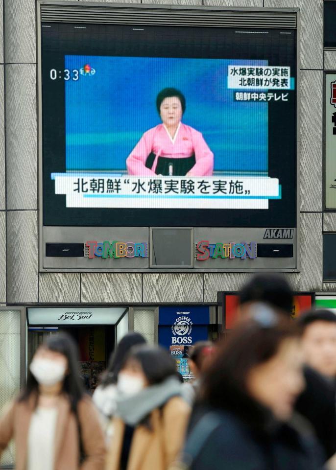 　北朝鮮の映像が流れるモニター