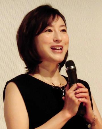 　「はなちゃんのみそ汁」の初日舞台挨拶を行った広末涼子＝都内