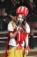 卒業を発表した小林香菜＝東京ドームシティーホール（撮影・園田高夫）