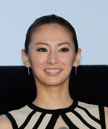 　地元への思いをつづった北川景子