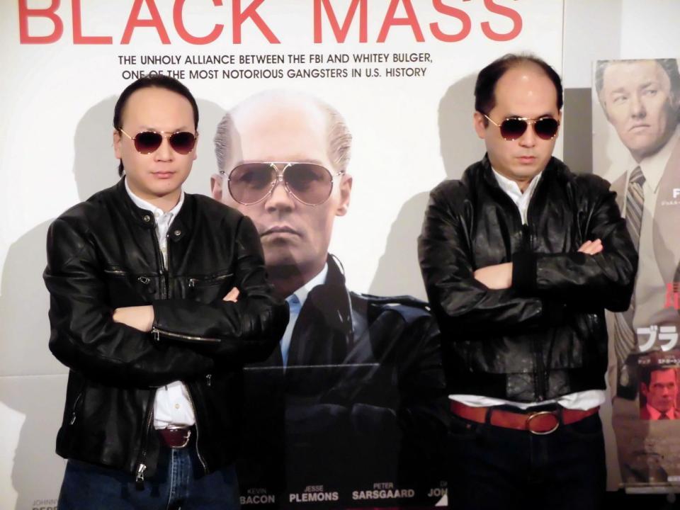 映画「ブラック・スキャンダル」のイベントに出席したトレンディエンジェルの（左から）たかし、斎藤司＝都内