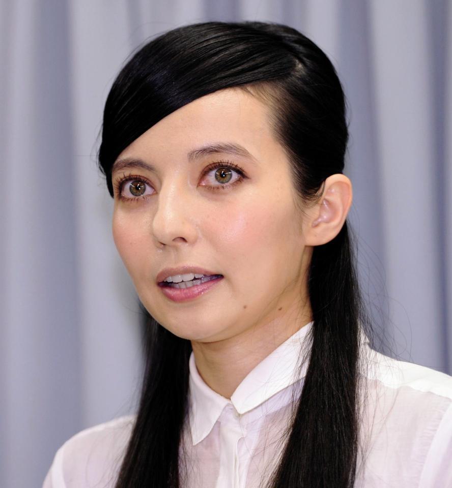 タレントのベッキー