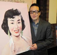 母・美空ひばりさんの恋愛秘話を語った長男の加藤和也氏＝東京・日比谷公会堂 