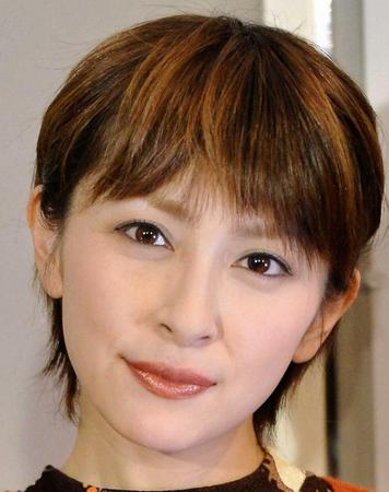 結婚を発表した奥菜恵