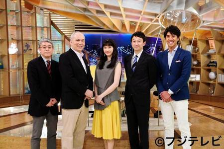 「ユアタイム」のリハーサルを行った（左から）風間晋氏、モーリー・ロバートソン氏、市川紗椰、フジテレビの野島卓アナウンサー、田中大貴アナウンサー（Ｃ）フジテレビ