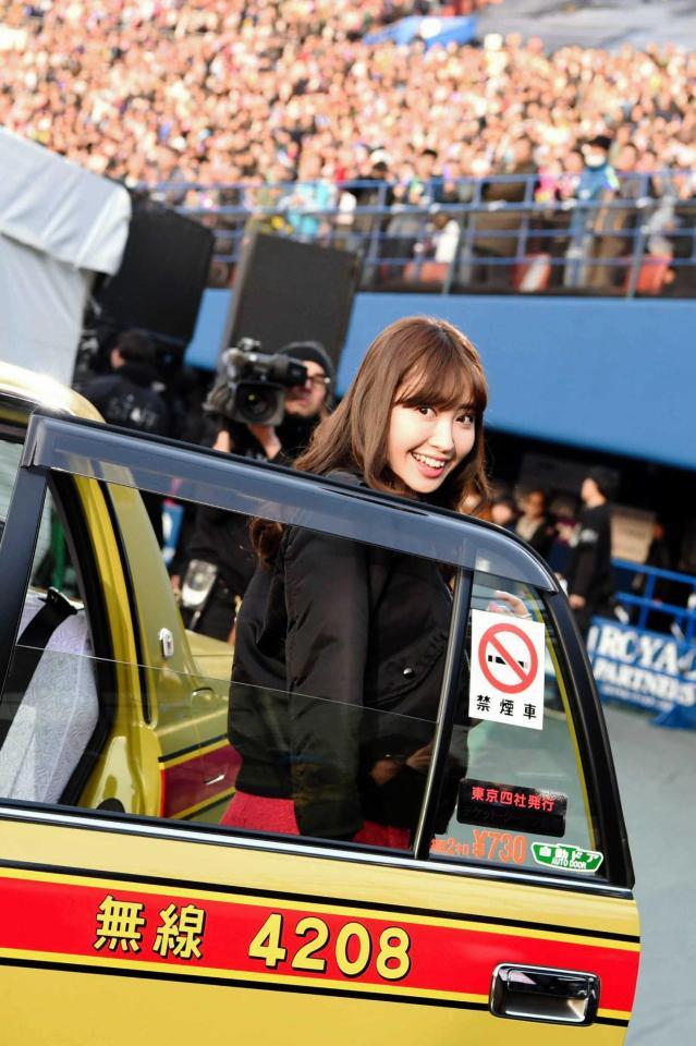 タクシーで駆けつけたＡＫＢ小嶋陽菜