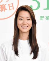 生まれた妹と対面したことを明かしたすみれ＝東京・東品川（撮影・佐々木彰尚）