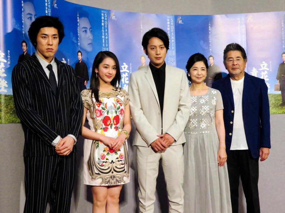 作品への思いを語った（左から）高畑裕太、平祐奈、溝端淳平、宮崎美子、古谷一行＝東京・渋谷のＮＨＫ