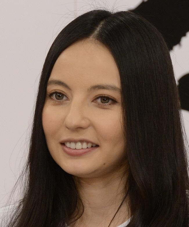 休養中のベッキー