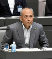 　東京都議会に臨む舛添要一知事