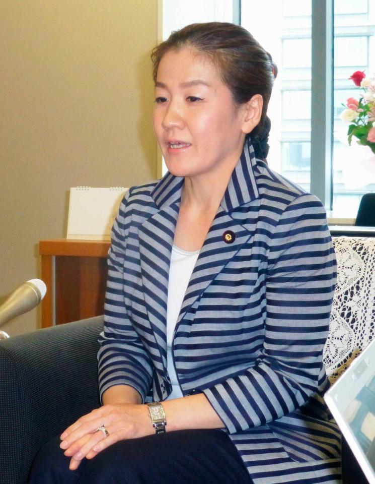 　生活の党からの不出馬を表明する谷亮子参院議員