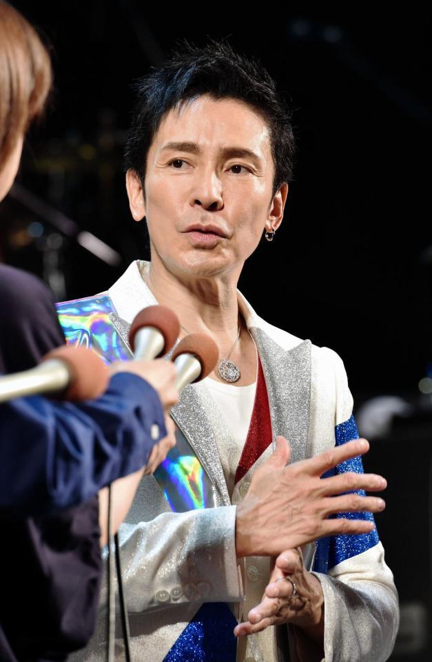 白川由美さんとの思い出を話す郷ひろみ＝埼玉・越谷（撮影・佐々木彰尚）