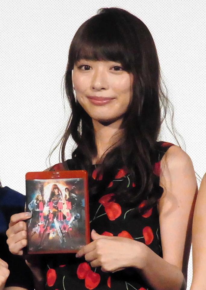 　舞台あいさつした内田理央＝東京・豊洲