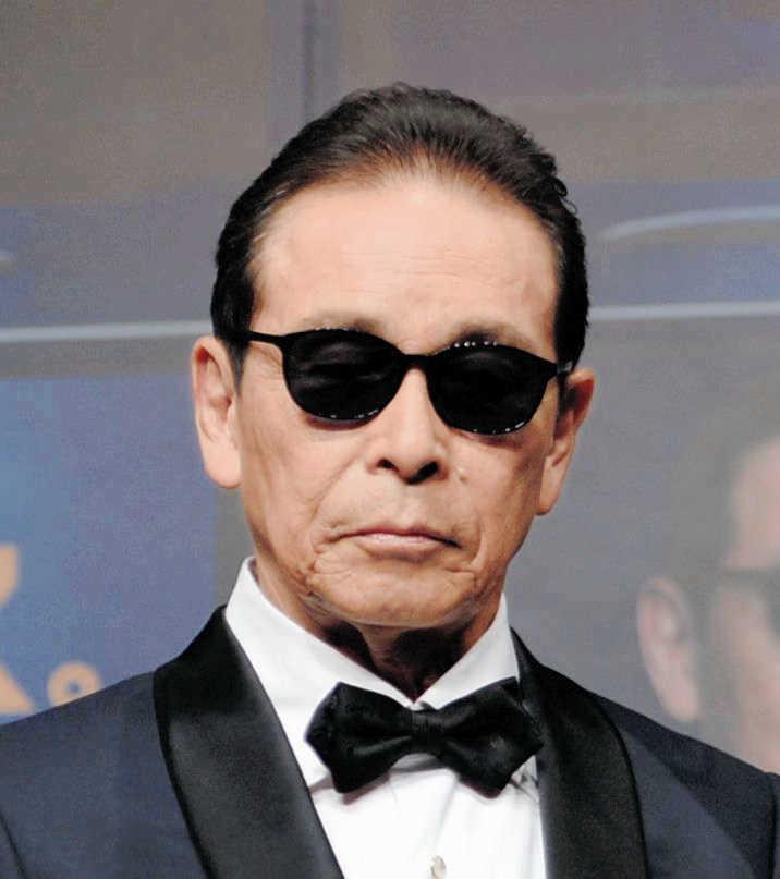 「Ｍステ　ウルトラＦＥＳ」の司会を務めるタモリ