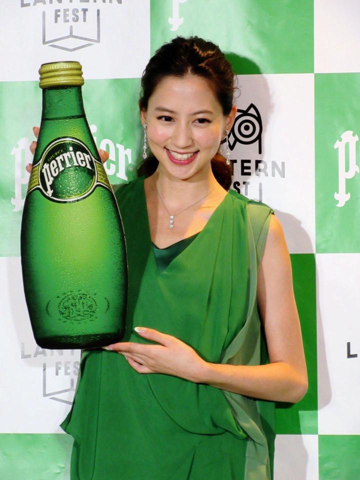 ペリエのイベントに登場した河北麻友子＝都内