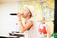 ファンモン解散後、初めてファンの前に登場したモン吉＝東京都八王子市 