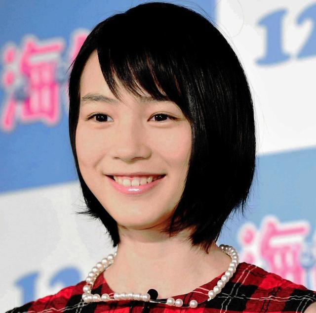 能年玲奈 ８カ月ぶり公の場に 岩手県庁に知事訪問 芸能 デイリースポーツ Online