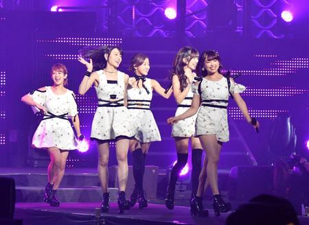 コンサートを盛り上げる℃-ｕｔｅ＝日本武道館
