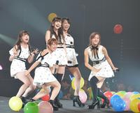 コンサートを盛り上げる℃-ｕｔｅ＝日本武道館