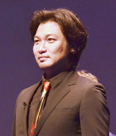 舞台への意気込みを語った青木崇高　