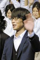 　広島優勝記念ライブに出演する岸田繁