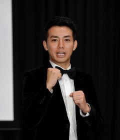ピース綾部 来年４月からｎｙに拠点に 夢捨てきれず コンビ活動休止