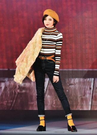 　ガールズアワード２０１６に登場したベッキー