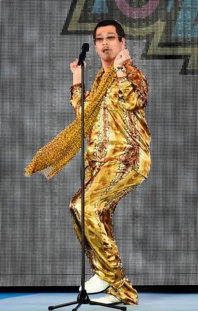 　「ＰＰＡＰ」を披露したピコ太郎