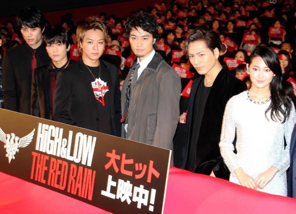 　（左から）鈴木伸之、岩田剛典、ＴＡＫＡＨＩＲＯ、斎藤工、登坂広臣、吉本実憂＝丸の内ピカデリー