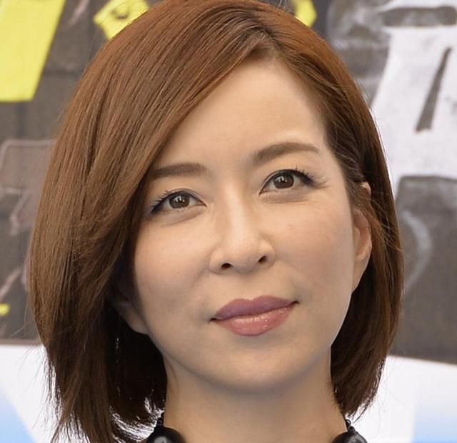 真矢ミキ 乳腺症を告白 医師からの 様子見ましょう に不安も 芸能 デイリースポーツ Online