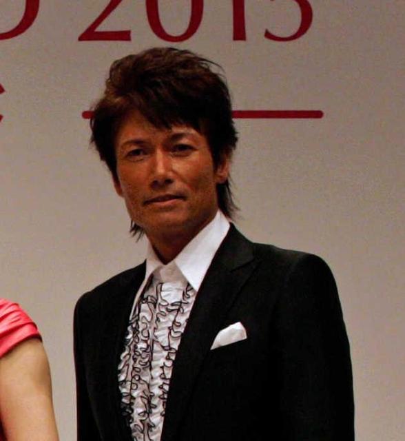 マイケル富岡 交際相手の有名女優に 死んで と首締められた過去告白 芸能 デイリースポーツ Online