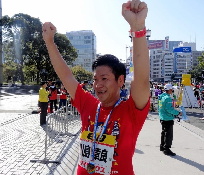 チャレンジランを走りきった川島章良＝大阪市内