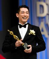 「東京ドラマアウォード２０１６」助演男優賞を受賞したディーン・フジオカ＝東京・六本木（撮影・佐々木彰尚）