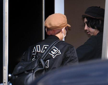 ライブ会場へ入るゲスの極み乙女。のボーカル・川谷絵音＝Ｚｅｐｐ　Ｔｏｋｙｏ