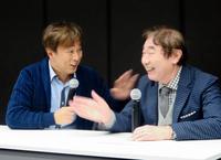 バス旅番組の思い出を語る太川陽介（左）と蛭子能収＝東京・六本木のテレビ東京