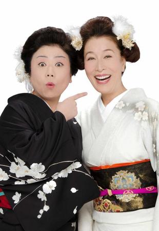 　舞台「ええから加減」に主演する藤山直美（左）と高畑淳子
