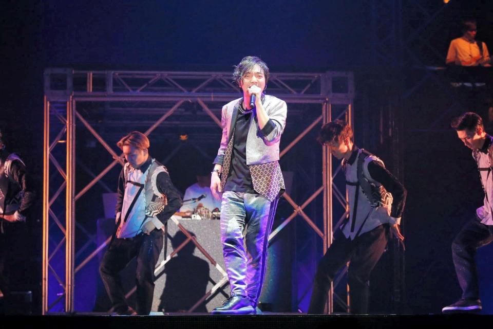 ライブツアーの最終公演を行った三浦大知＝東京・国立代々木第一体育館