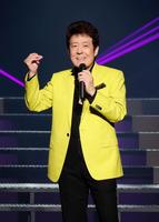 芸能生活５５周年記念のシアターコンサートを行った舟木一夫＝東京・新橋演舞場