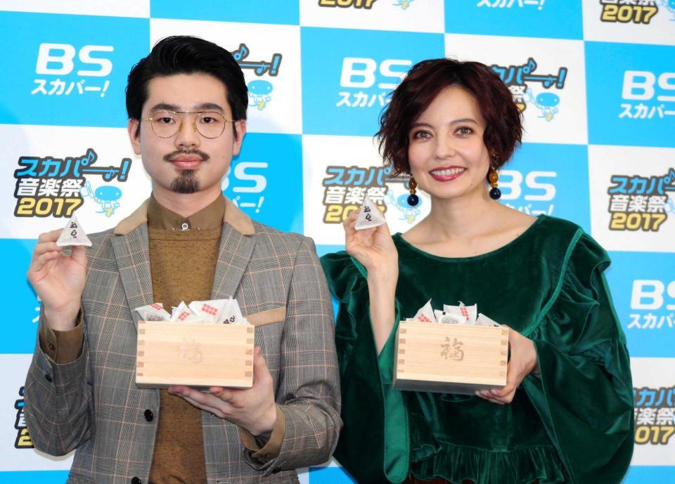 　「スカパー！音楽祭２０１７」のＭＣを担当するハマ・オカモト（左）とベッキー