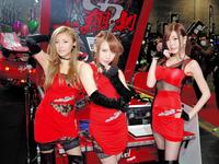 Ｒｅｉｋｏ、早乙女麗那、Ｍａｍｉ（撮影・森田新吾）